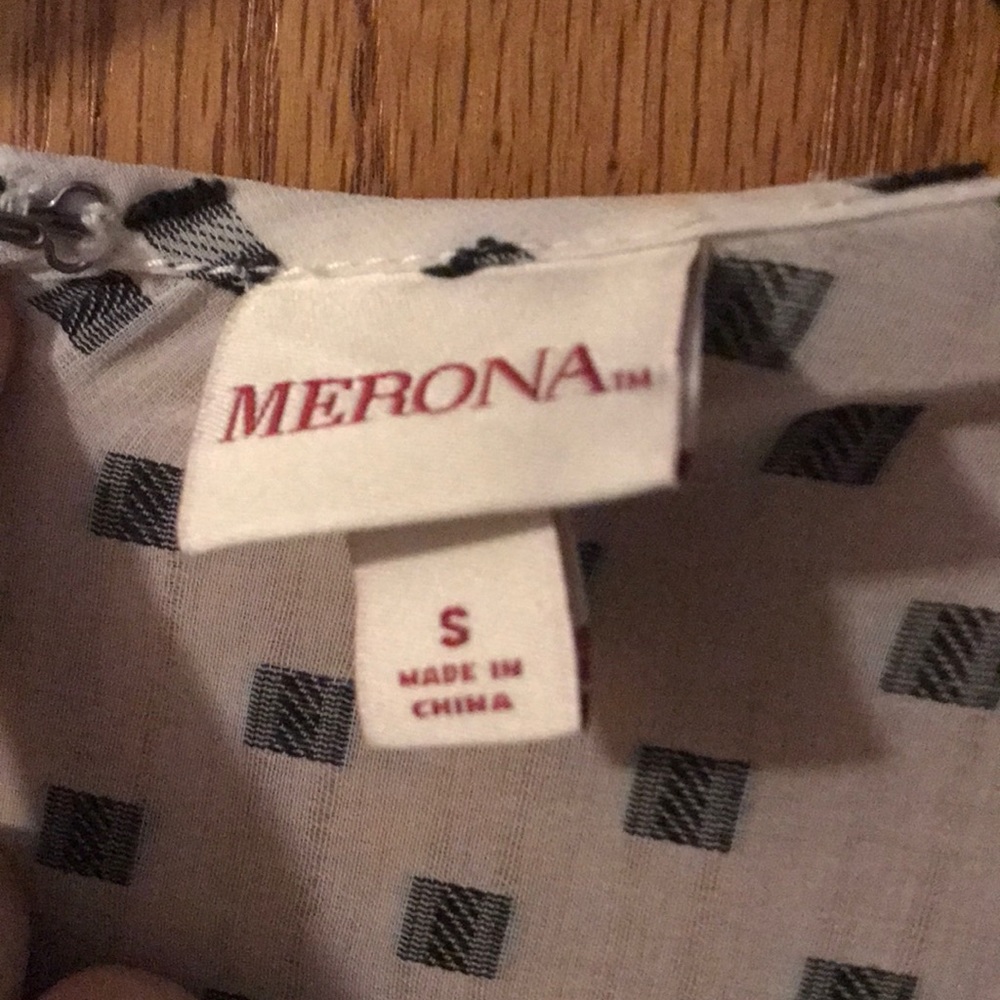 Blouse - Picture 2 of 2